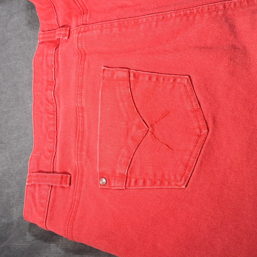Love & Legend Red Stretch Denim Jean Capris / Shorts VG- 20 - Picture 10 of 13
